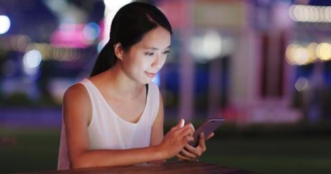Are eSIM Safe for Online Banking While Traveling?