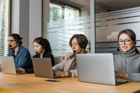 Why Smart Companies Invest In IT Support Early
