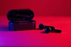 A Complete Guide to In-Ear Headphones and Modern Audio Technology